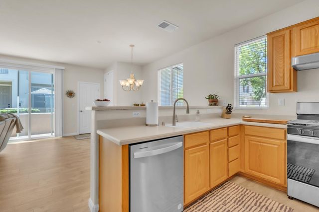 3801 Esplanade Cir, Folsom, CA 95630