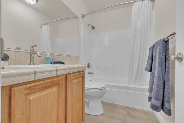 3801 Esplanade Cir, Folsom, CA 95630