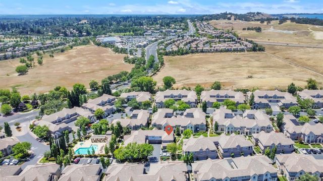 3801 Esplanade Cir, Folsom, CA 95630