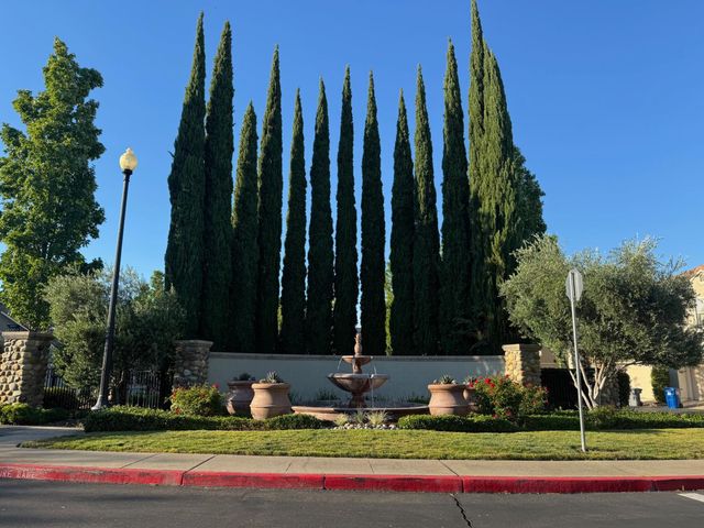3801 Esplanade Cir, Folsom, CA 95630