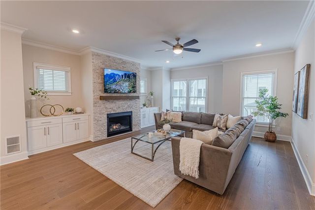 465 Anglin Walk, Alpharetta, GA 30009