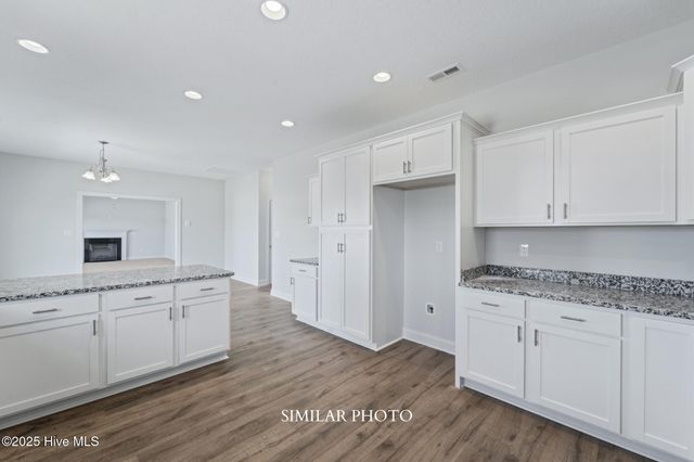 760 Secession Lane, Jacksonville, NC 28546