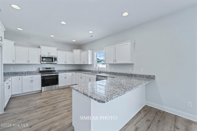 760 Secession Lane, Jacksonville, NC 28546