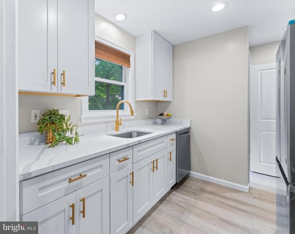 121 WHITMOOR TER, Silver Spring, MD 20901