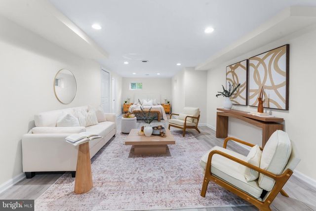 121 WHITMOOR TER, Silver Spring, MD 20901
