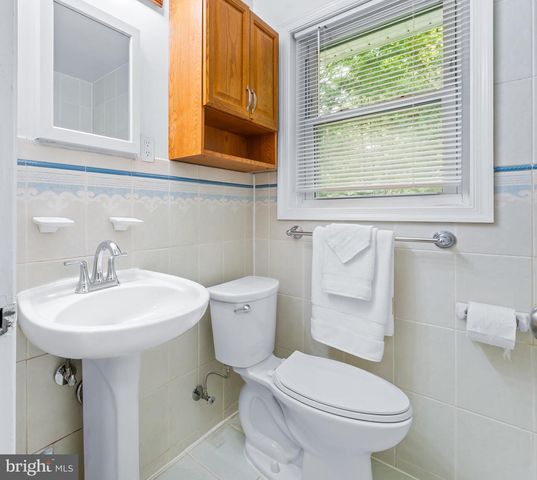 121 WHITMOOR TER, Silver Spring, MD 20901