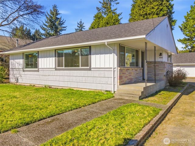 2016 Dickinson Avenue NW, Olympia, WA 98502