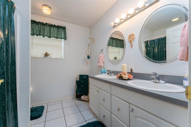 15370 APACHE DRIVE, Thonotosassa, FL 33592