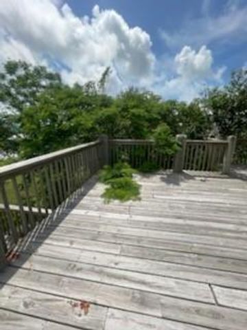 971 E Verdie Drive, Crystal Beach, TX 77650