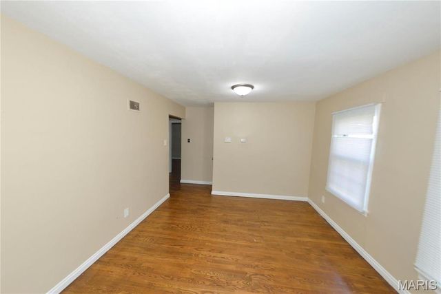 6127 Shillington Drive, St Louis, MO 63134