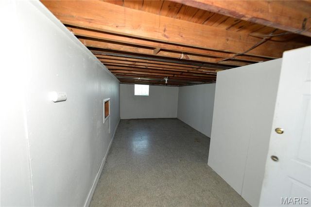 6127 Shillington Drive, St Louis, MO 63134