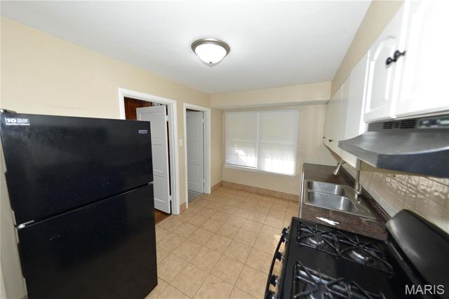 6127 Shillington Drive, St Louis, MO 63134