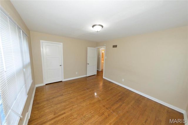 6127 Shillington Drive, St Louis, MO 63134