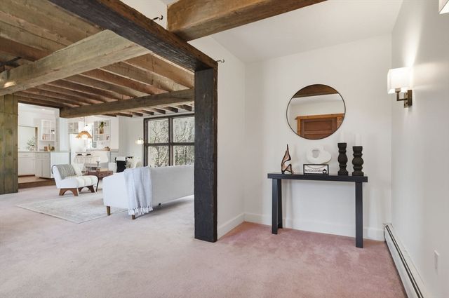 75 Pine St, South Hadley, MA 01075