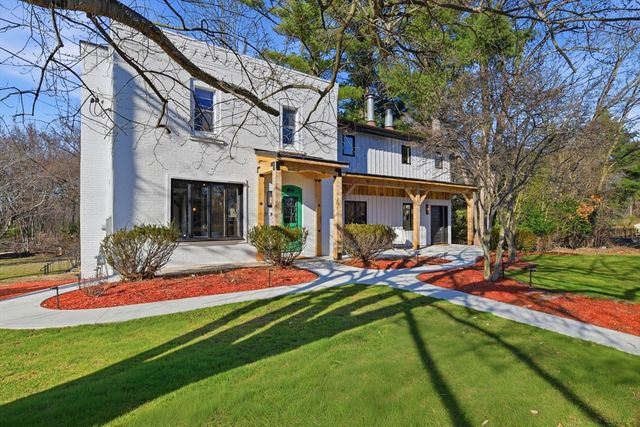 75 Pine St, South Hadley, MA 01075