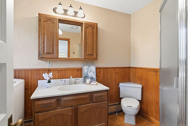 75 Pine St, South Hadley, MA 01075