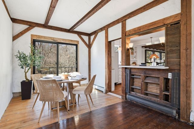 75 Pine St, South Hadley, MA 01075