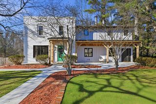 75 Pine St, South Hadley, MA 01075