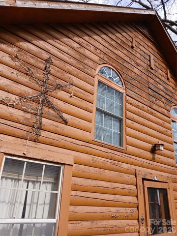 67 Mistletoe Ridge, Waynesville, NC 28786