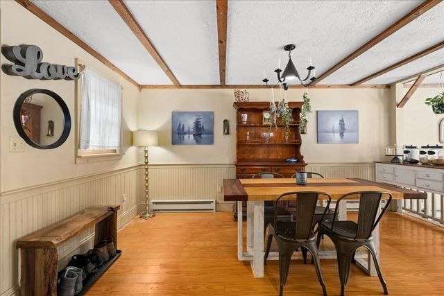 11 Cedar St, Westborough, MA 01581