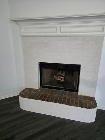 9638 Briggs Street, Dallas, TX 75227