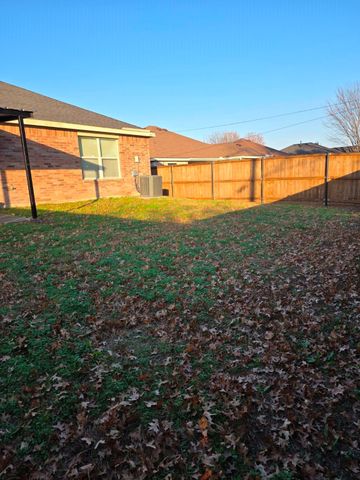 9638 Briggs Street, Dallas, TX 75227