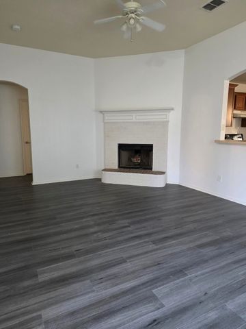 9638 Briggs Street, Dallas, TX 75227