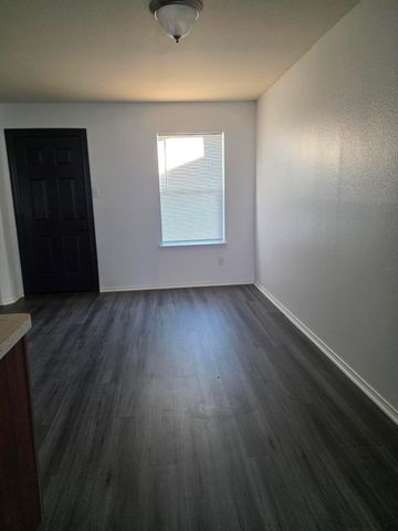 9638 Briggs Street, Dallas, TX 75227