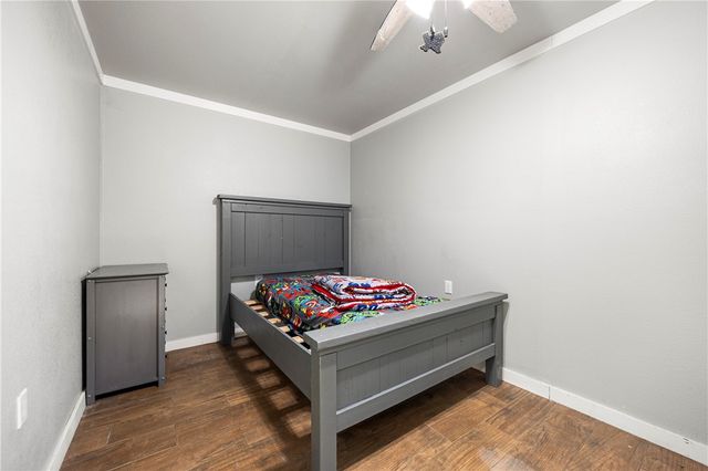 3701 Waldron, Corpus Christi, TX 78418