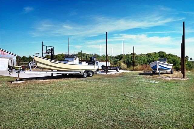 3701 Waldron, Corpus Christi, TX 78418