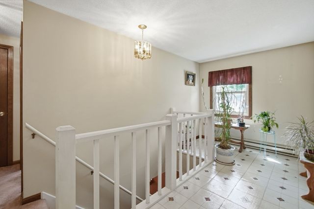 227 Acrebrook Dr, Northampton, MA 01062