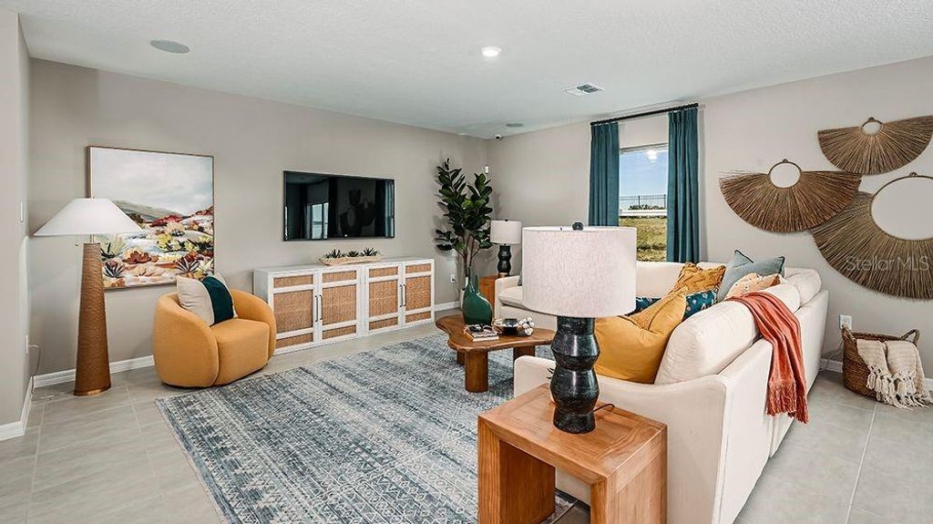 Image 15 of property listing at 7408 SANDSTONE DRIVE, Groveland, FL 34736