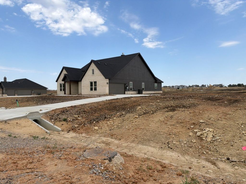 132 Pheasant Run Drive, New Fairview, TX 76078 — photo 3
