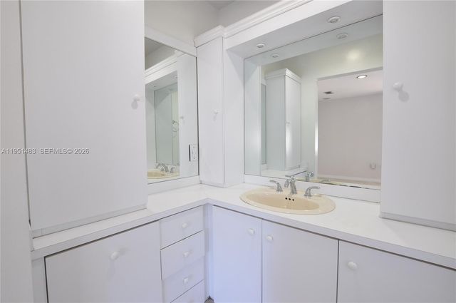 10502 SW 77th Ct 10502, Pinecrest, FL 33156