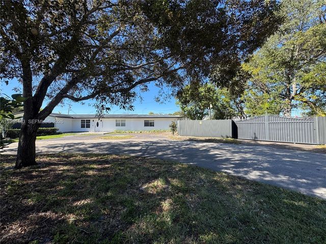 10502 SW 77th Ct 10502, Pinecrest, FL 33156