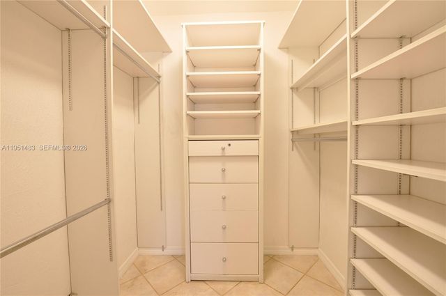 10502 SW 77th Ct 10502, Pinecrest, FL 33156