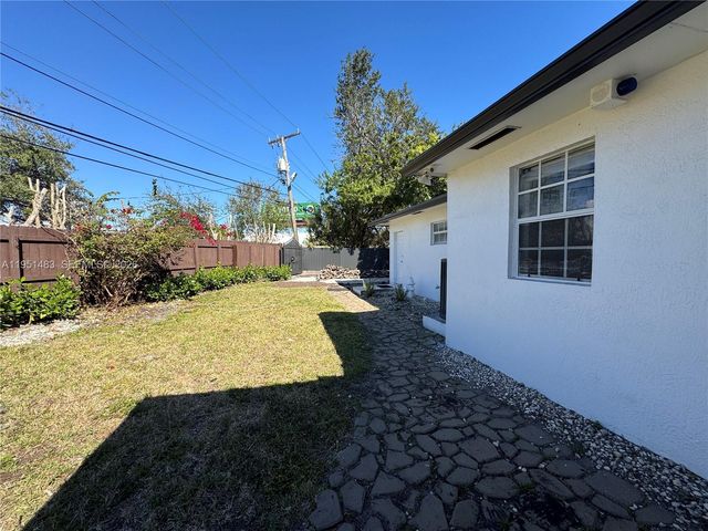 10502 SW 77th Ct 10502, Pinecrest, FL 33156