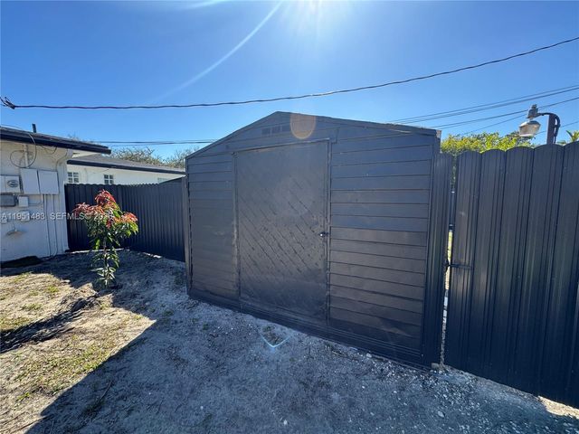 10502 SW 77th Ct 10502, Pinecrest, FL 33156