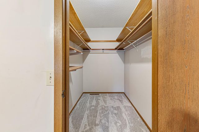 417 Whispering River Lane, Farmington, MN 55024