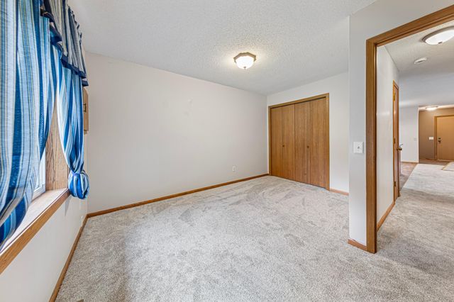 417 Whispering River Lane, Farmington, MN 55024