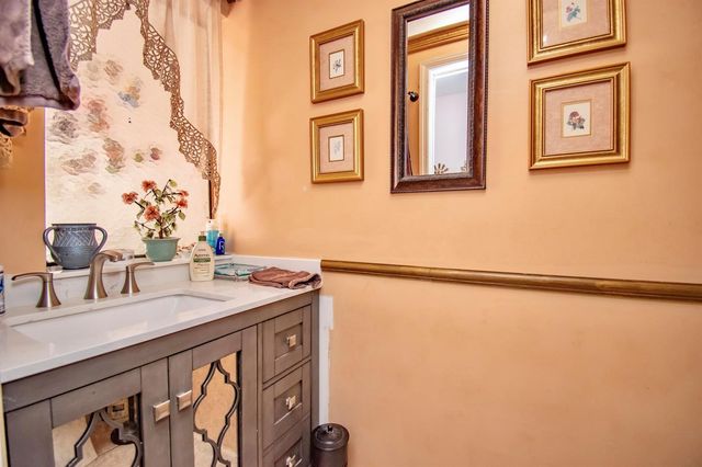 6640 Thornhill Court, Boca Raton, FL 33433