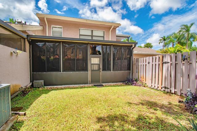 6640 Thornhill Court, Boca Raton, FL 33433