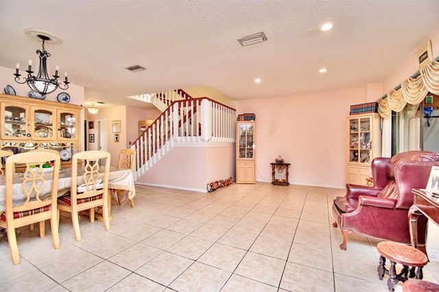 6640 Thornhill Court, Boca Raton, FL 33433