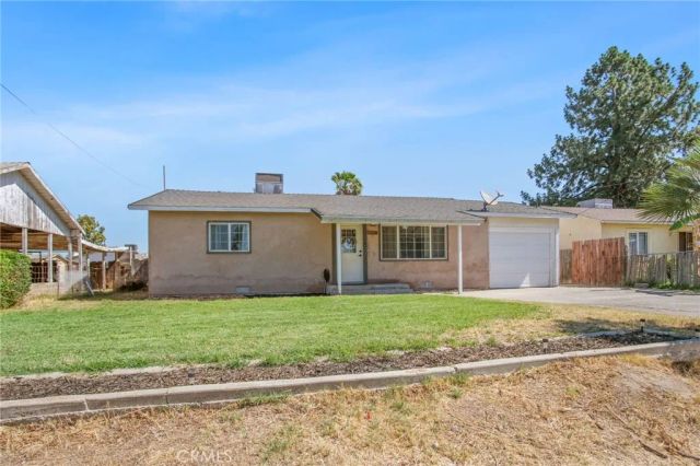 7638 Walnut Avenue, Winton, CA 95388