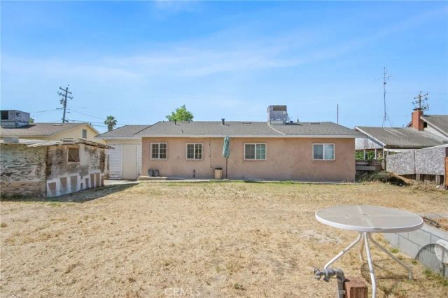 7638 Walnut Avenue, Winton, CA 95388