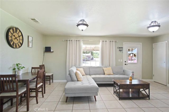 7638 Walnut Avenue, Winton, CA 95388