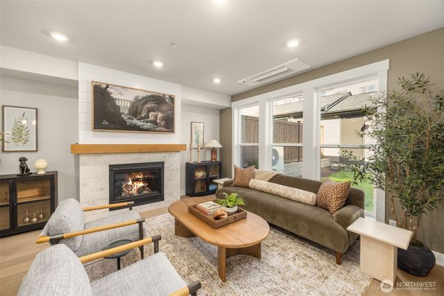 446 222nd Place SE, Sammamish, WA 98074