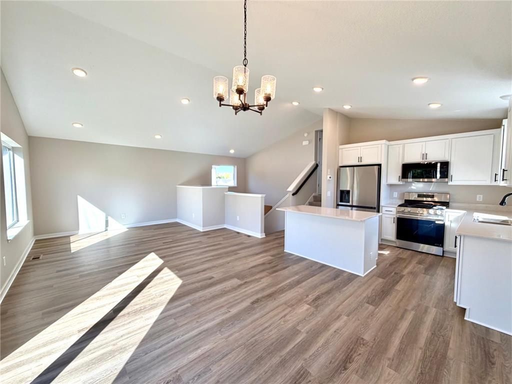 1827 Pierce Street S, Cambridge, MN 55008 — photo 3