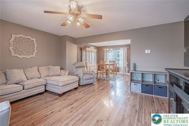 1028 Hogan Way, Allen Twp, PA 18067