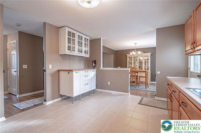 1028 Hogan Way, Allen Twp, PA 18067